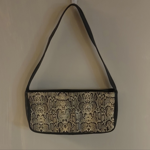 Vintage Genuine Black & Brown Leather handbag by Paul Joseph - Picture 2 of 12